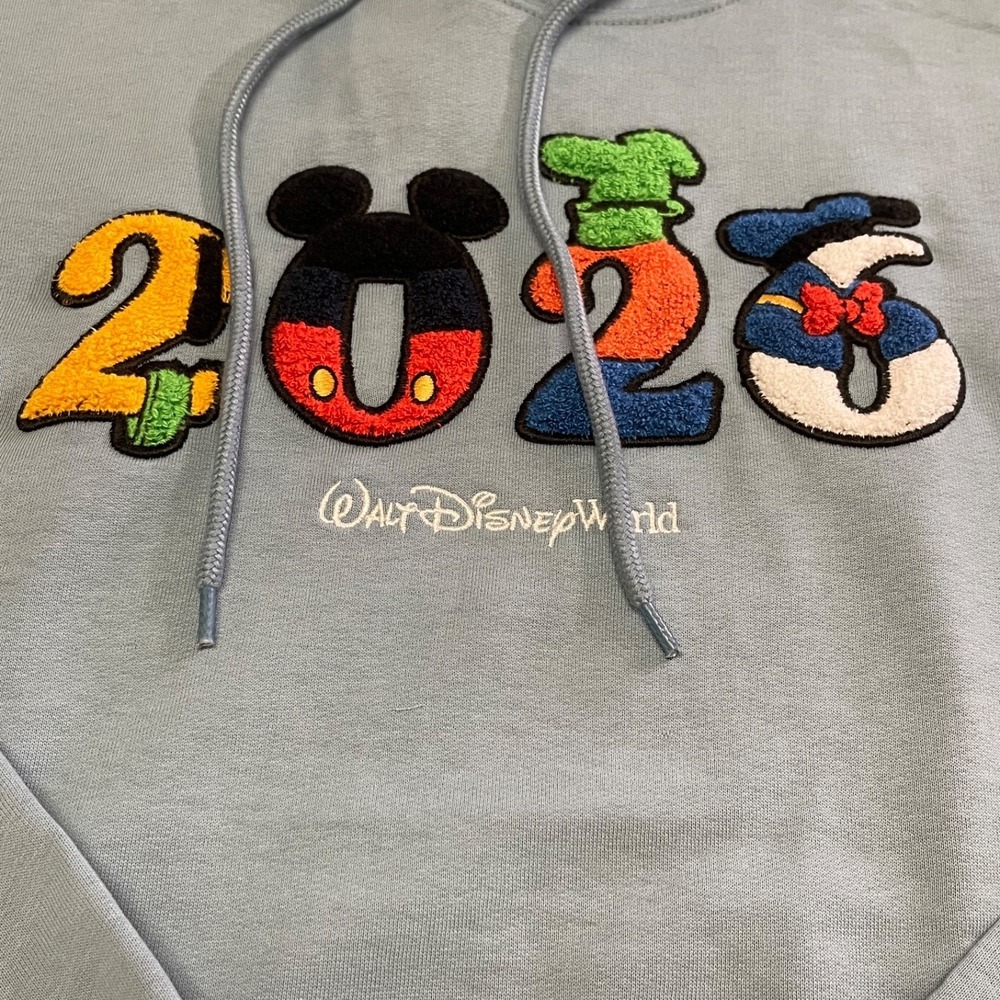Disney World 2026 Dated Character Chenille Logo Light Blue Fleece Hoodie NWT S